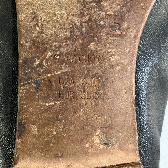 Vince 100% Leather Flats, size 6.5 - Picture 8 of 8